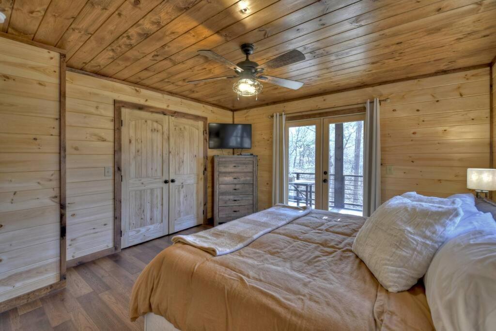 Вилла Rosewood Retreat - Hot Tub Fire Pit Pool Table Блу-Ридж Экстерьер фото